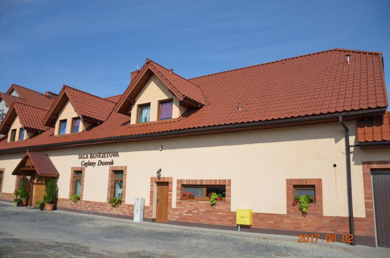 Ceglany Dworek Chojnow Exteriér fotografie