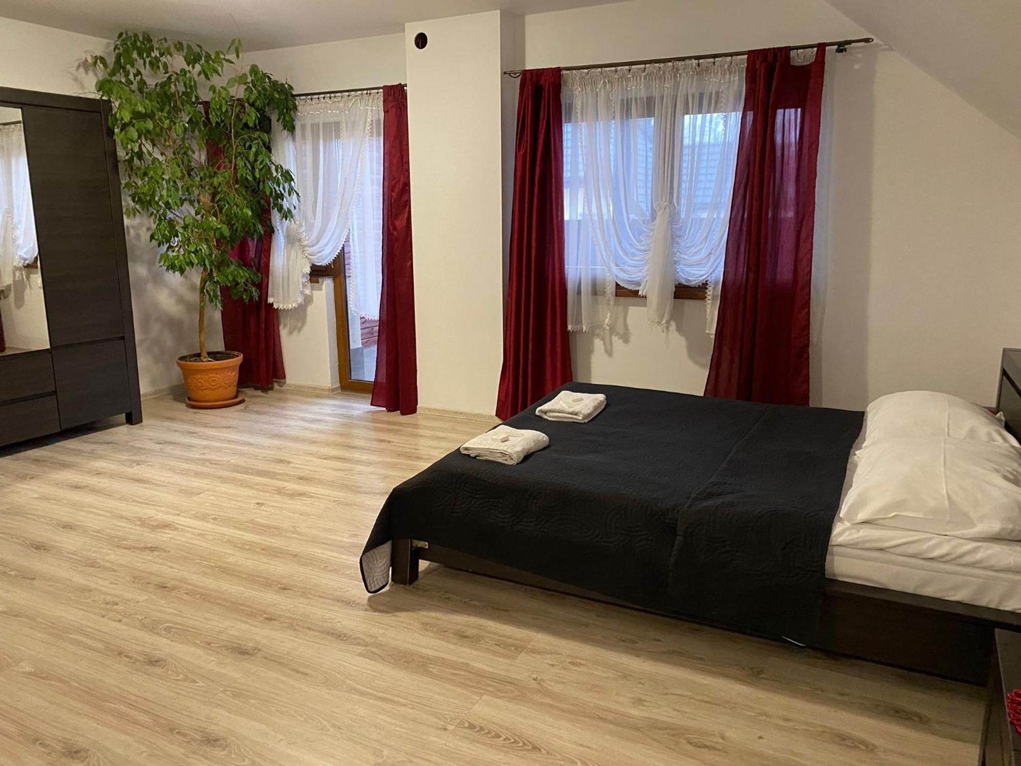 Ceglany Dworek Chojnow Exteriér fotografie